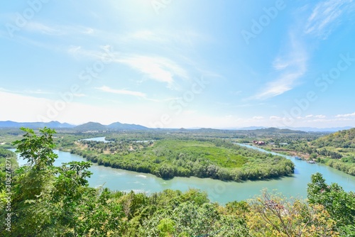 Fototapeta Naklejka Na Ścianę i Meble -  View of Curve of Pranburi River