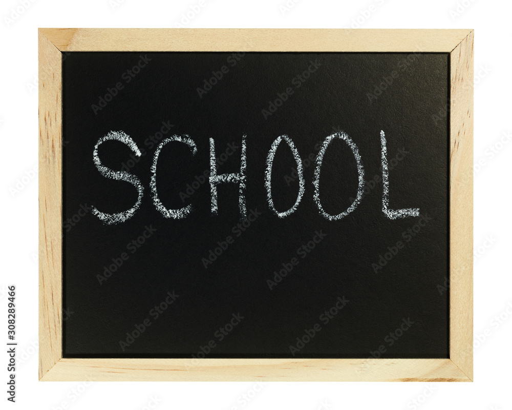 Eine schwarze Holztafel vor weißem Hintergrund mit dem Schriftzug SCHOOL. Eine schwarze Holztafel vor weißem Hintergrund mit dem Schriftzug SCHOOL.