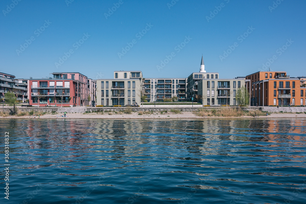 Fototapeta premium Uferpromenade