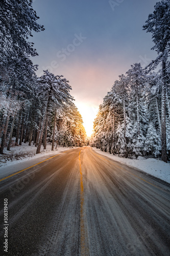 road in winter © Mustafa