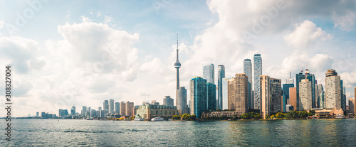 Canvas Print Panoramic view of Cloudy Toronto City Skyline with Waterfront