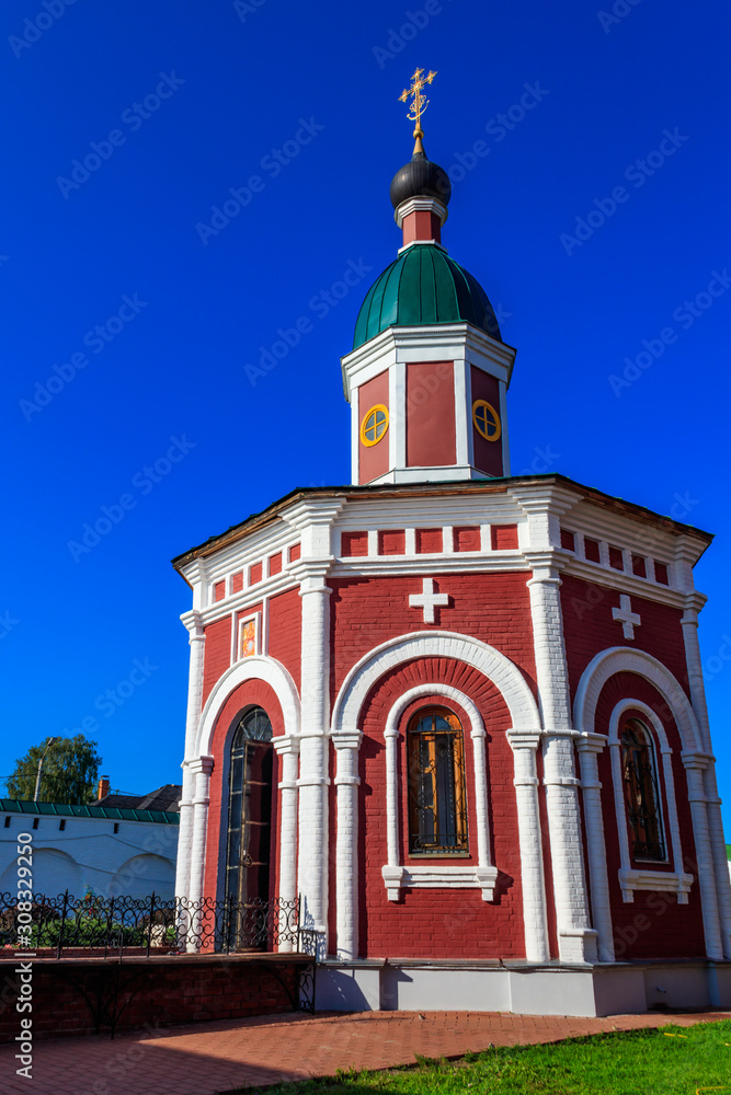 Obraz premium Chapel of Our Lady Life-giving Spring in Transfiguration monastery in Murom, Russia