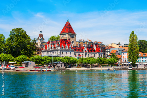 Valokuva Chateau Ouchy Castle in Lausanne