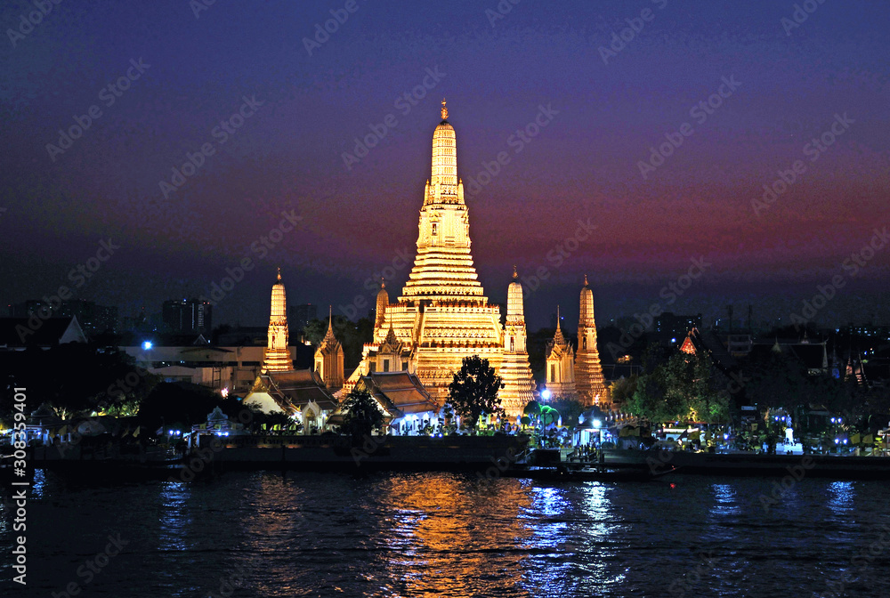 Wat Arun, Temple of Dawn in Bangkok