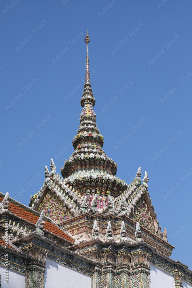 Fototapeta premium Thai and Chinese mixed pattern church