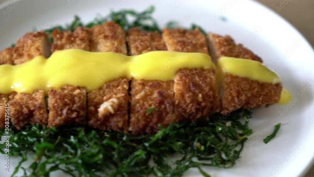 fried chicken breast with lemon lime sauce fried chicken breast with lemon lime sauce