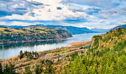 Fotografija Columbia River Gorge near Portland in Oregon