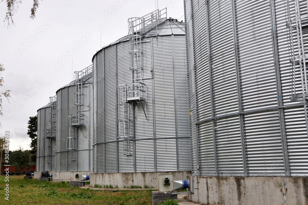 Silos for grain storage. Silos for grain storage.