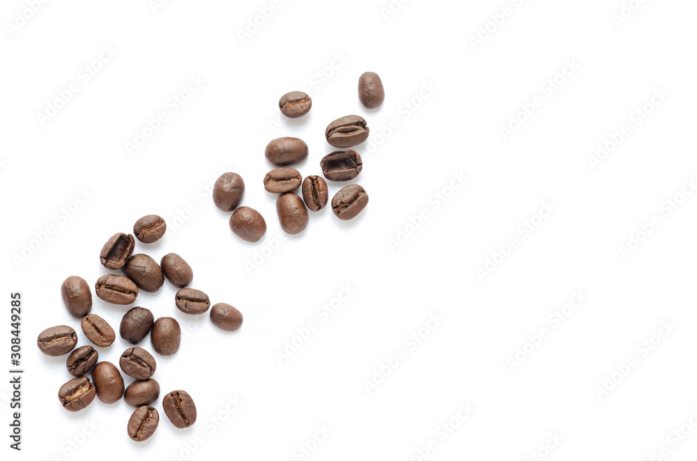 Obraz premium Coffee beans. Isolated on a white background.