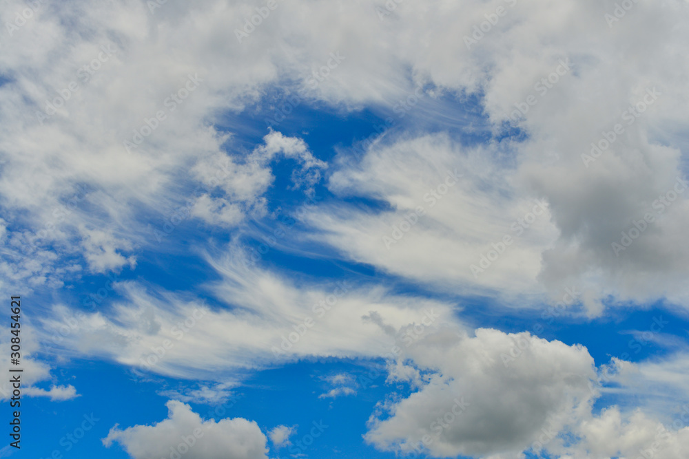 Obraz premium Natural blue sky with cloud closeup or background.