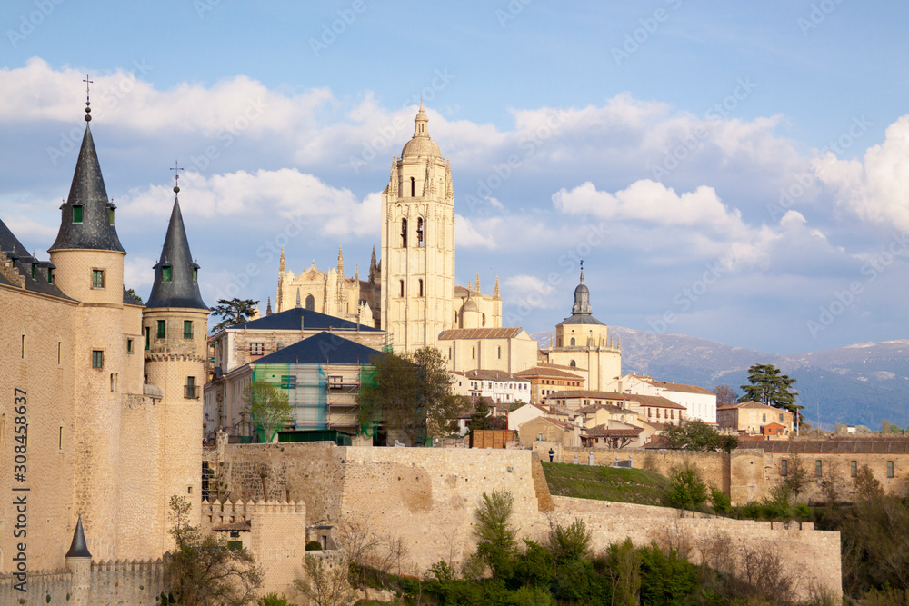 Alcazar de Segovia, World Heritage monument. Old fortress and medieval castle. Point of interest and reference for tourism. In Segovia, Castilla y León, Spain.
