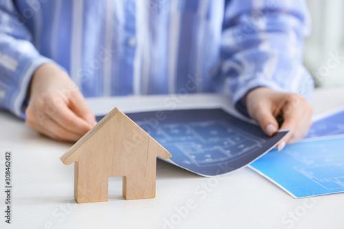 Real estate agent with shap...