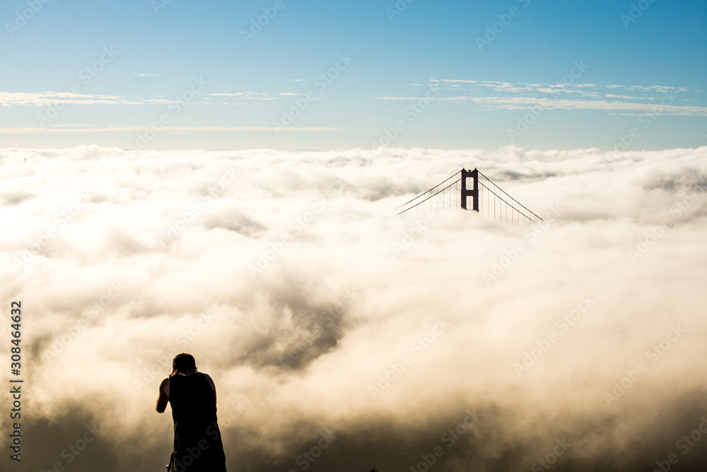 Fotografie Golden Gate in Fog