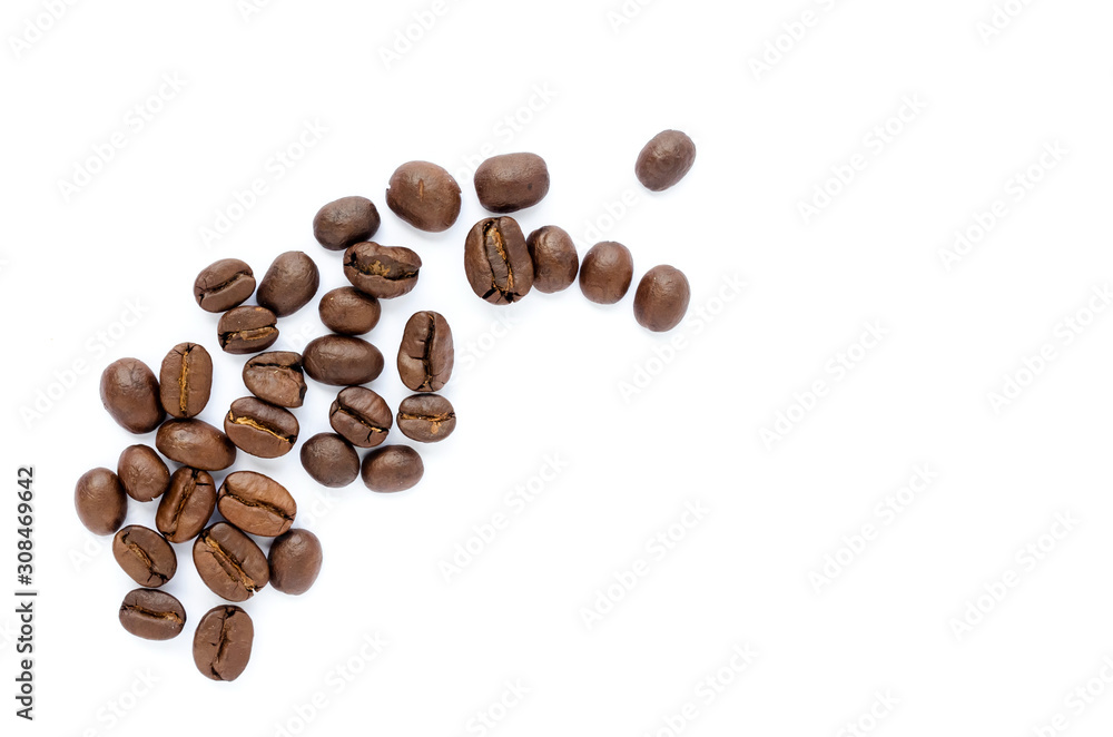 Obraz premium Coffee beans. Isolated on a white background.