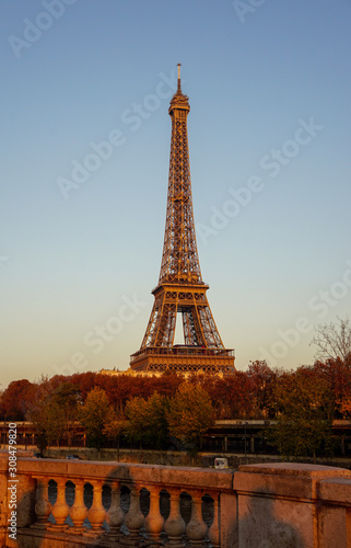 Tour Eiffel depuis le viaduc de Passy