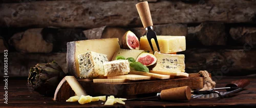 Panel kuchenny z motywem Different sorts of cheese. Cheese platter with different cheese and spice