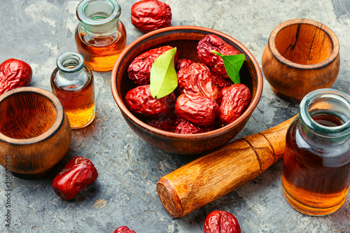 Tableau sur toile Healing tincture of jujube