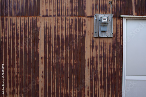 古い建物の外壁