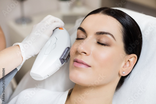 Papier peint Hardware cosmetology