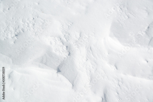 雪原の雪模様 高山の様子