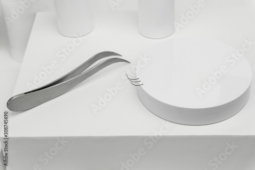 set of eye lash extortion and false eye lashes tweezer  photo