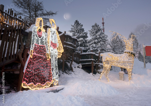 Fototapeta Naklejka Na Ścianę i Meble -  Zakopane at night in the light of the moon.