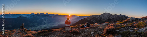 Sonnenaufgang in den Bergen