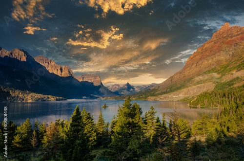 Landscape view of lake and mountain range in Glacier NP, Montana, US