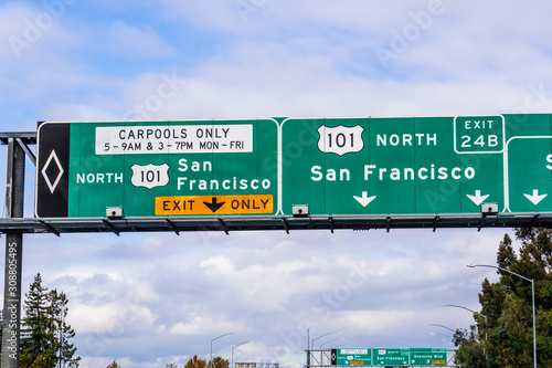 Photography Freeway 101 northbound to San Francisco signage providing directions and the app
