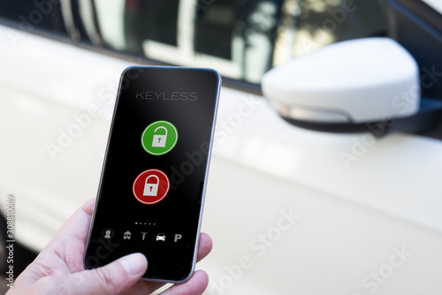 smarphone keyless car application photo