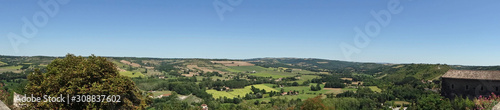 Panorama depuis le village de Cordes sur Ciel