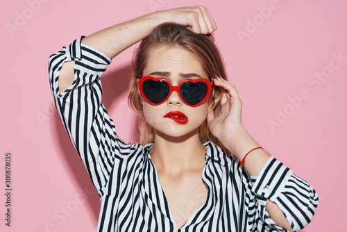 girl with sunglasses © SHOTPRIME STUDIO