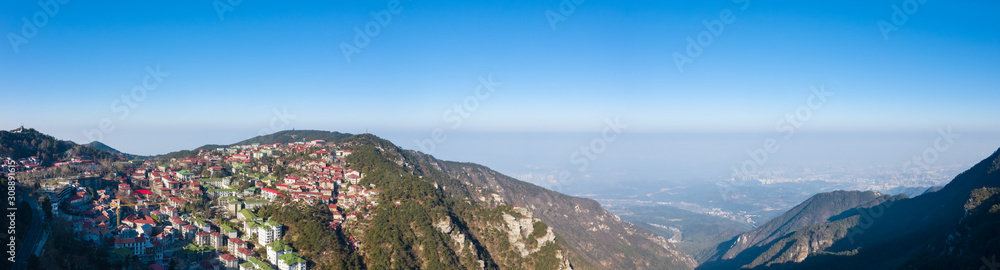 panoramic view of lushan mountain in morning
