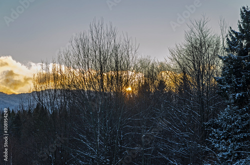 Fototapeta Naklejka Na Ścianę i Meble -  bieszczady zachód slońca
