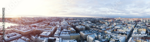 Obraz na plátně Beautiful winter panorama of the Old Town in Helsinki