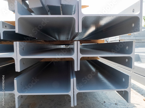 Konstfotografi Stacked metal i-beams parts of a pre-fabricated building