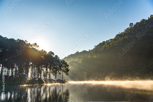 Quadro em tela Morning sunlight and misty reservoir at Pang Oung or Pang Tong Royal Project (Ma