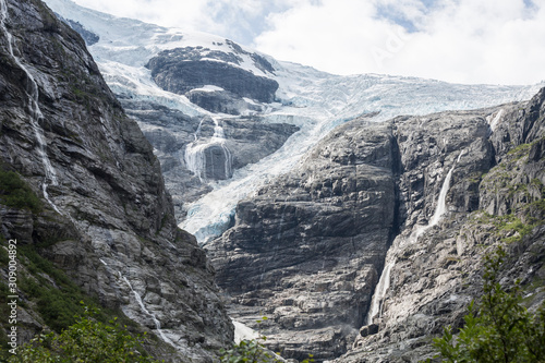 Kjenndalsbreen Gletscher im Jostelalsbreen Nationalpark, Norwegen