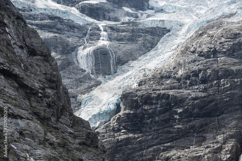 Detail vom Kjenndalsbreen Gletscher im Jostelalsbreen Nationalpark, Norwegen photo