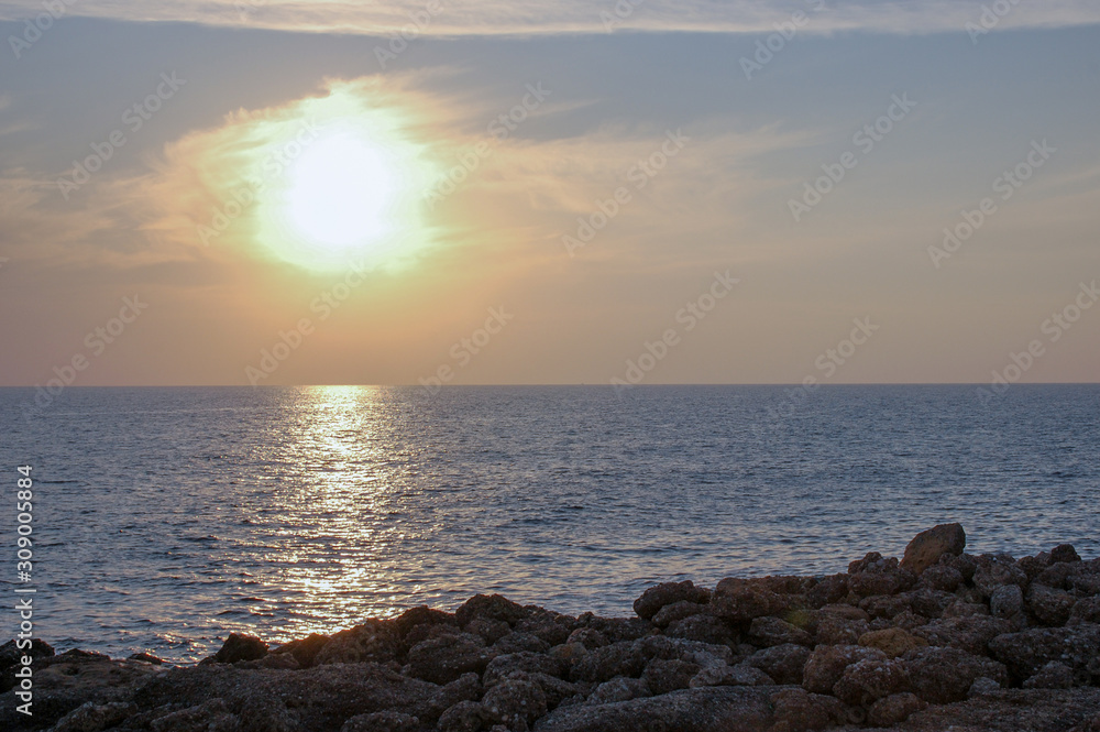  Beautiful sea shore before sunset