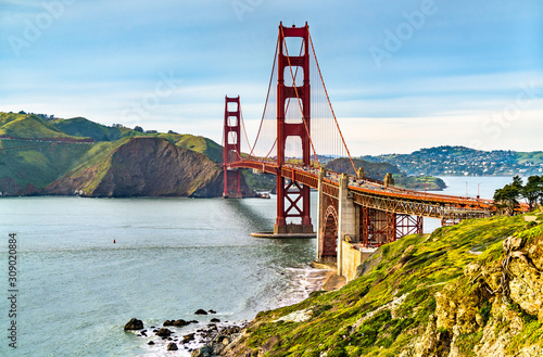 Платно Golden Gate Bridge in San Francisco, California