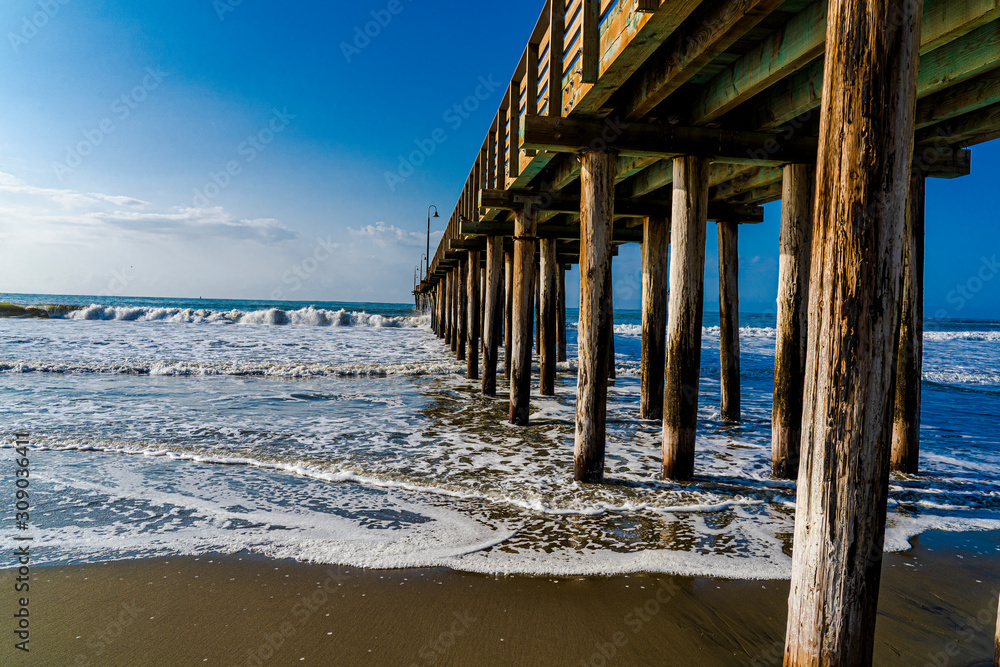 The pier at Cayucos