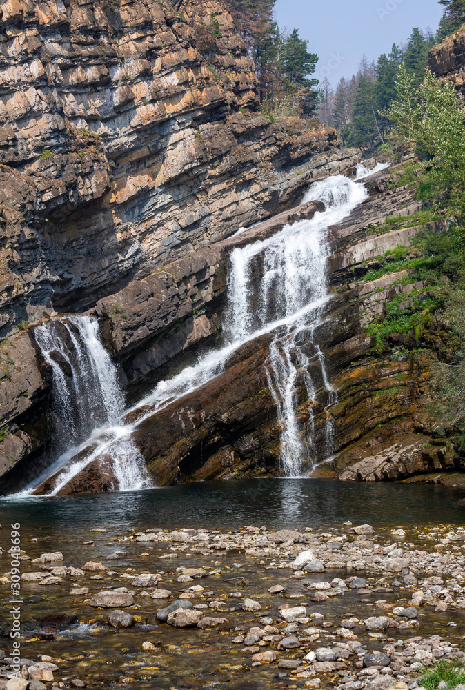 Obraz premium Cameron Falls in Waterton National Park