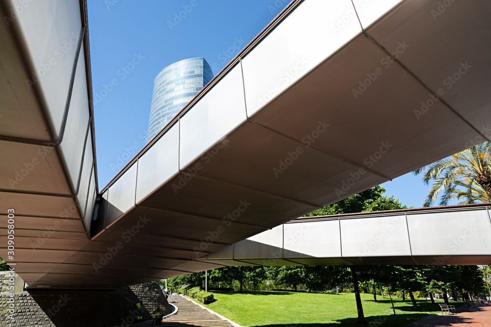 Obraz premium Puente en Bilbao.