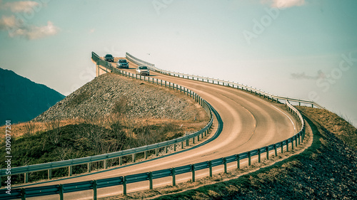 road ro nowhere