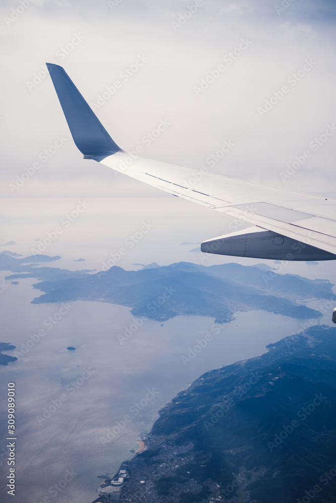Fototapeta premium 飛行機からの風景