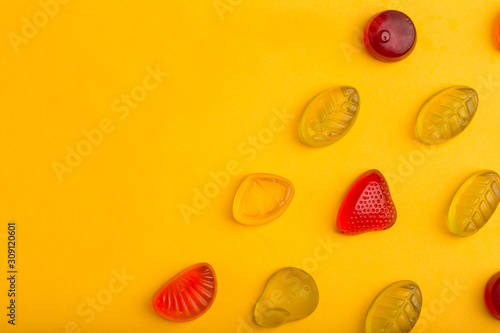 marmalade large on a yellow background