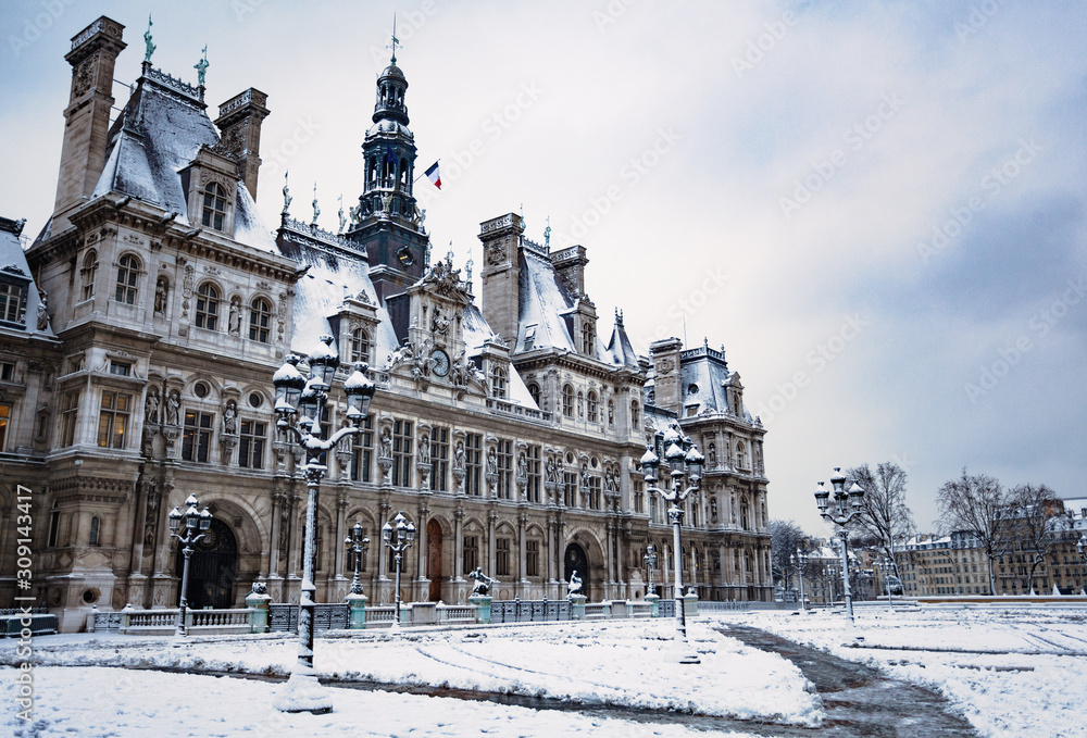 Hotel de Ville townhall under snow in Paris