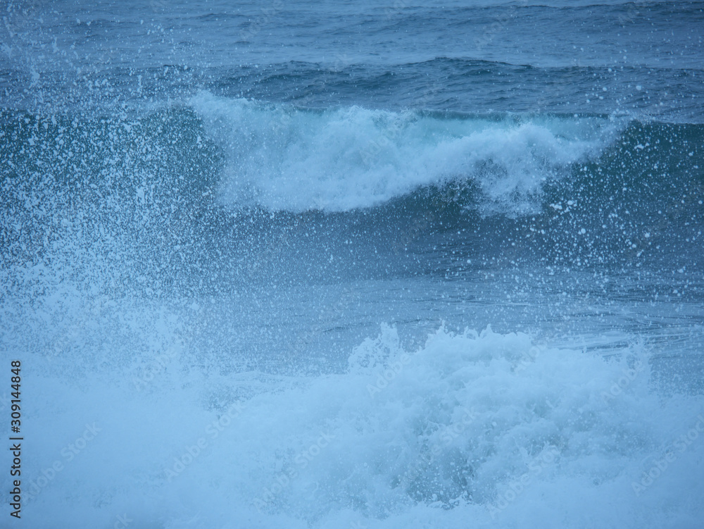 波　 太平洋　渥美半島　 愛知県田原市　日本　 