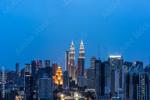 Canvas Print city skyline in kuala lumpur